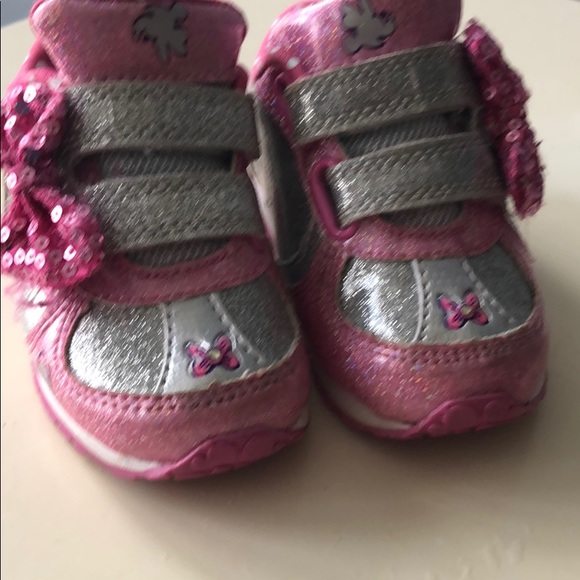 Minnie mouse light up shoes - Picture 2 of 6